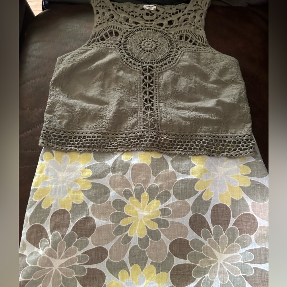 Women’s Garage Top and Loft (I think) skirt.  I loved the skirt just too small!